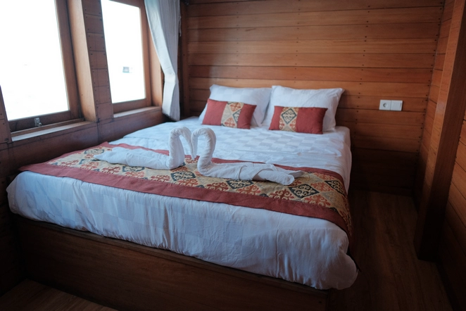 Deluxe Cabin 2